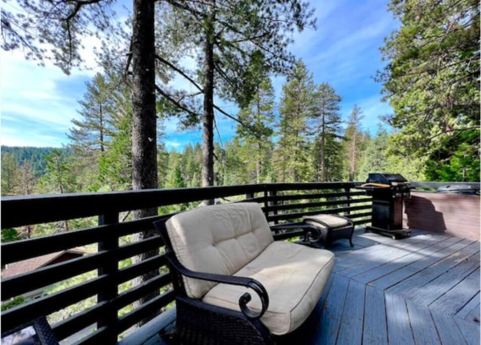 Glimmer Chalet Treetop A-Frame Cabin Lake View Lake Arrowhead Exterior foto